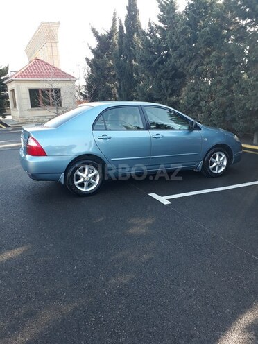 Toyota Corolla 2004, 238,500 km - 1.8 л - Bakı