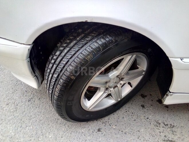 Mercedes C 200 1994, 325,000 km - 2.0 л - Bakı