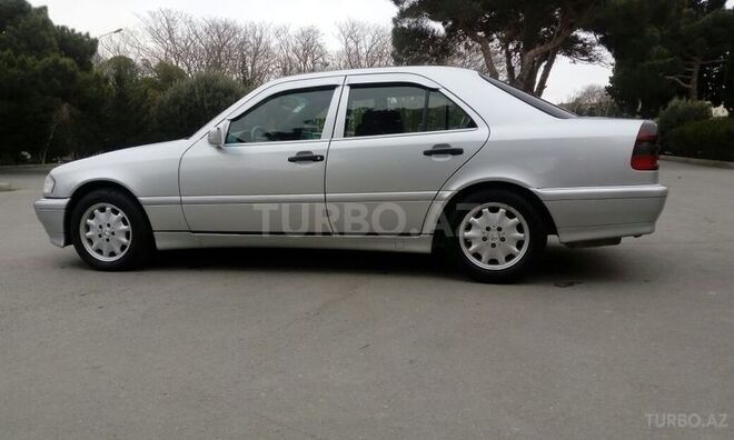 Mercedes C 200 1997, 275,748 km - 2.0 l - Bakı