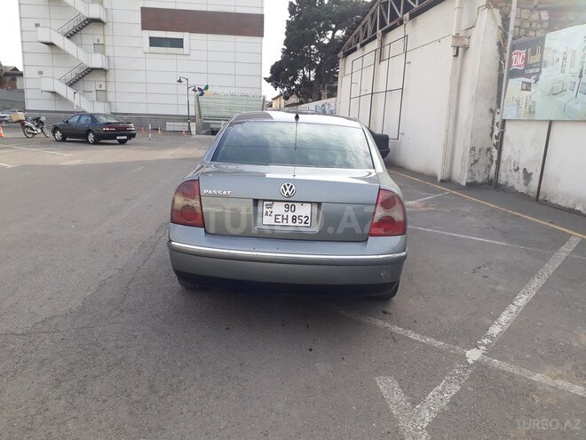 Volkswagen Passat 2001, 223,541 km - 1.8 l - Gəncə