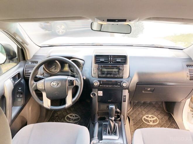 Toyota Prado 2011, 97,000 km - 3.0 л - Bakı