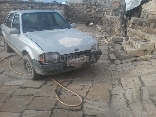 Ford Escort 1990, 365,000 km - 1.3 l - Bakı