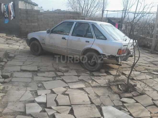 Ford Escort 1990, 365,000 km - 1.3 l - Bakı