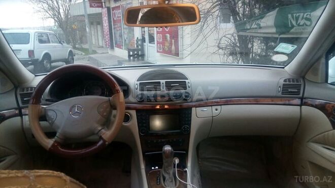 Mercedes E 320 2004, 396,000 km - 3.2 l - Bakı