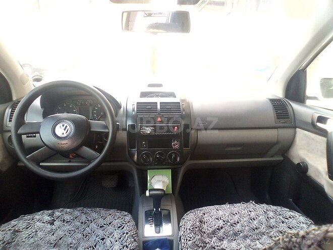 Volkswagen Polo 2002, 200,000 km - 4.0 l - Bakı
