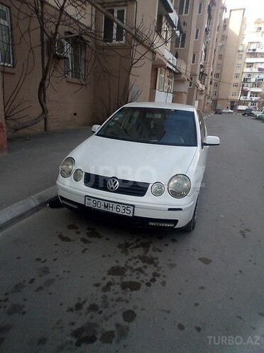 Volkswagen Polo 2002, 200,000 km - 4.0 l - Bakı