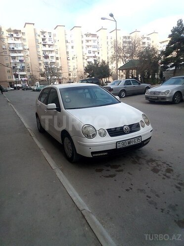 Volkswagen Polo 2002, 200,000 km - 4.0 l - Bakı