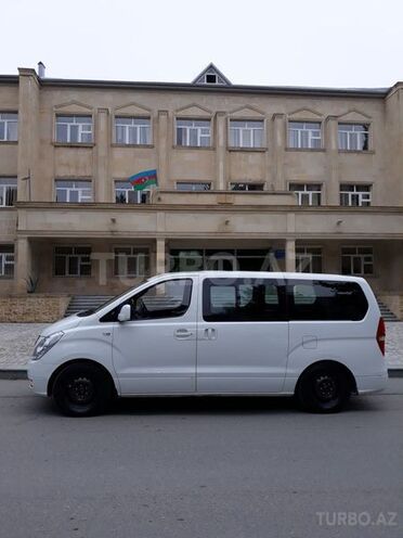 Hyundai H-1 2011, 142,000 km - 0.2 l - Bakı