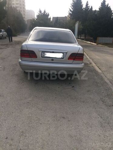Mercedes E 230 1996, 286,984 km - 2.3 l - Bakı