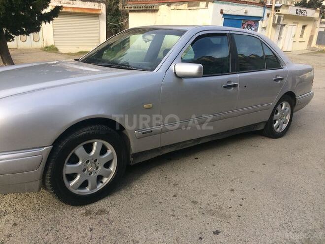 Mercedes E 230 1996, 286,984 km - 2.3 l - Bakı