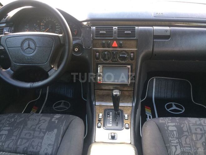 Mercedes E 230 1996, 286,984 km - 2.3 l - Bakı
