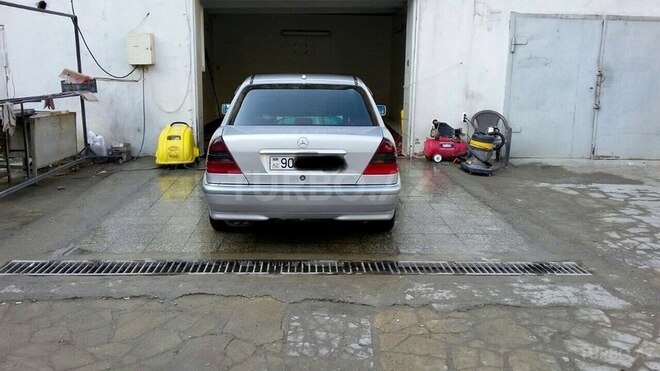 Mercedes C 240 1998, 295,263 km - 2.4 л - Bakı