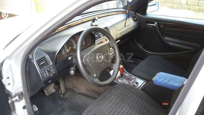 Mercedes C 240 1998, 295,263 km - 2.4 л - Bakı