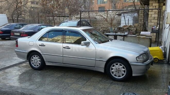Mercedes C 240 1998, 295,263 km - 2.4 л - Bakı