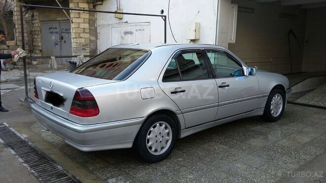 Mercedes C 240 1998, 295,263 km - 2.4 л - Bakı