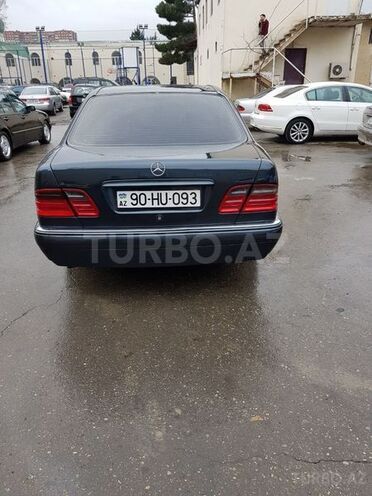 Mercedes E 230 1997, 350,000 km - 2.3 l - Bakı