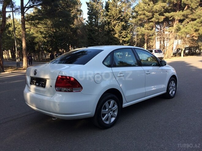 Volkswagen Polo 2014, 61,000 km - 1.6 l - Sumqayıt
