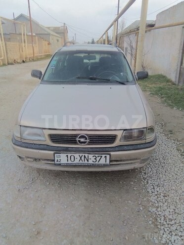 Opel Astra 1997, 400,000 km - 2.0 l - Bakı