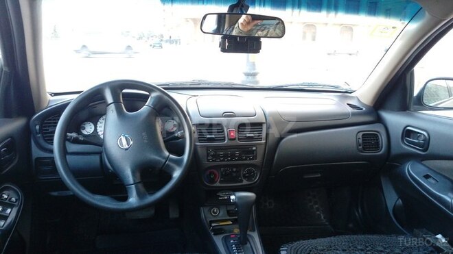 Nissan Sunny 2008, 210,000 km - 1.6 л - Bakı