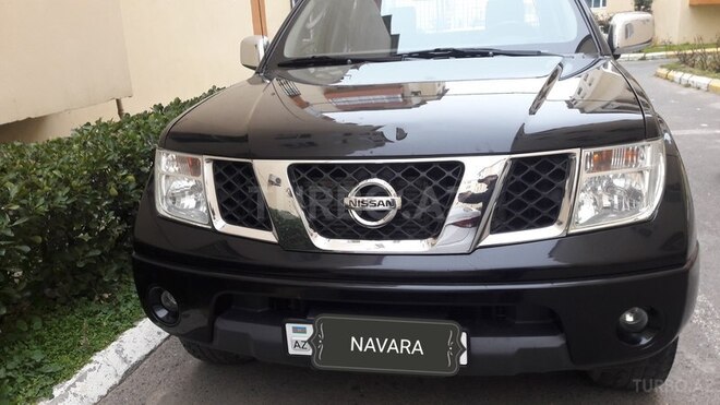 Nissan Navara 2014, 92,000 km - 2.5 л - Bakı