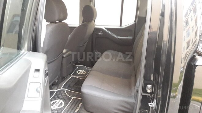 Nissan Navara 2014, 92,000 km - 2.5 л - Bakı