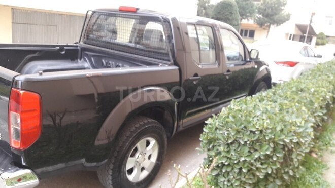 Nissan Navara 2014, 92,000 km - 2.5 л - Bakı