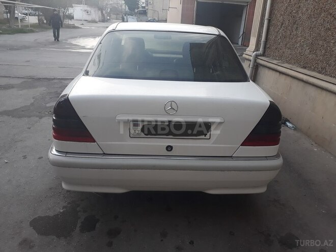 Mercedes C 230 1998, 223,500 km - 2.3 l - Bakı