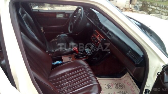 Mercedes E 250 1994, 440,000 km - 2.5 л - Lənkəran