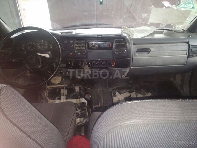 GAZ 32212 2003, 250,000 km - 2.4 l - Biləsuvar