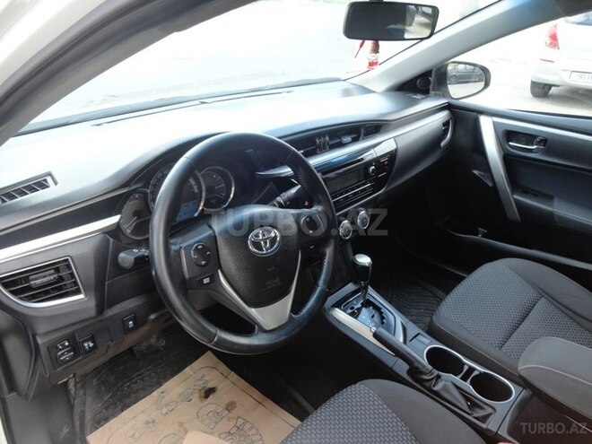 Toyota Corolla 2013, 100,000 km - 1.6 л - Bakı