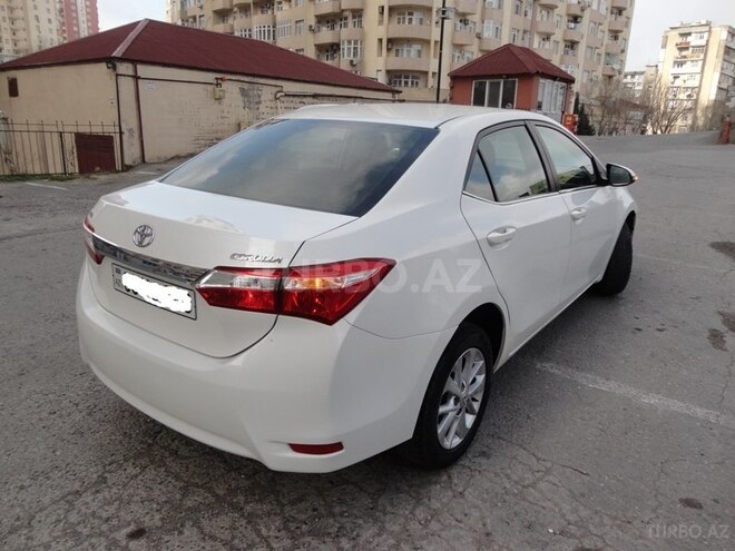 Toyota Corolla 2013, 100,000 km - 1.6 л - Bakı