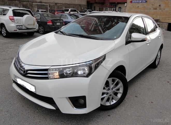 Toyota Corolla 2013, 100,000 km - 1.6 л - Bakı