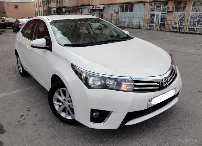 Toyota Corolla 2013, 100,000 km - 1.6 л - Bakı