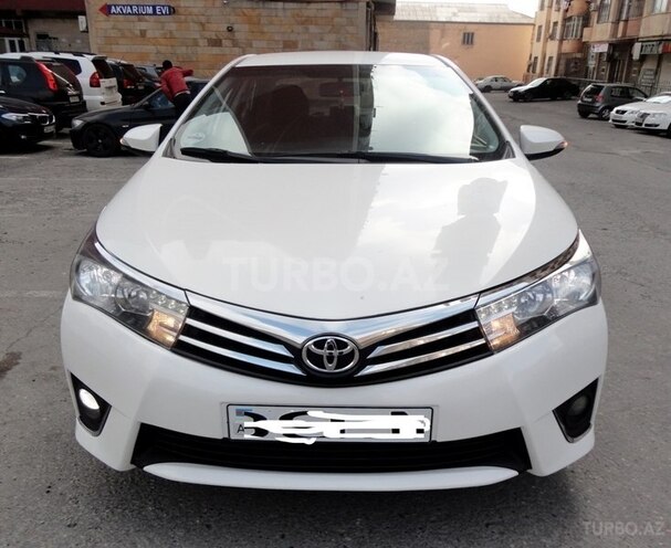 Toyota Corolla 2013, 100,000 km - 1.6 л - Bakı