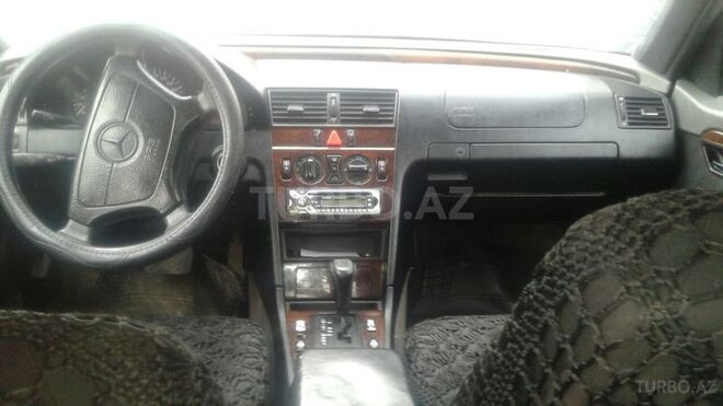Mercedes C 180 1997, 190,000 km - 1.8 l - Beyləqan