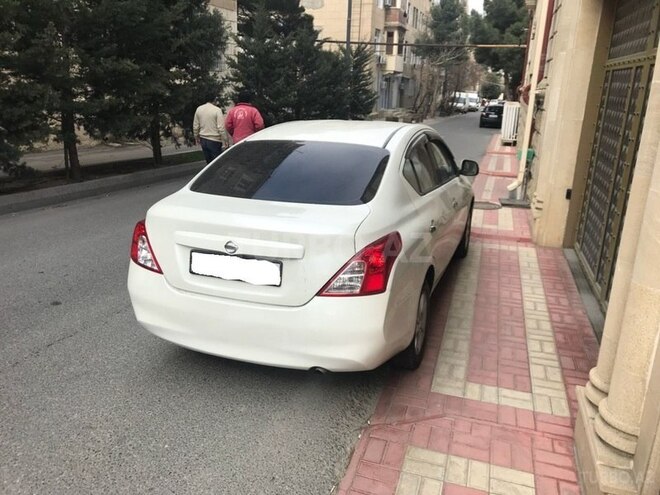 Nissan Sunny 2013, 125,000 km - 1.5 л - Bakı