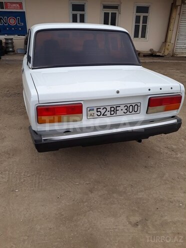 LADA (VAZ) 2107 2008, 200,000 km - 1.6 l - Salyan