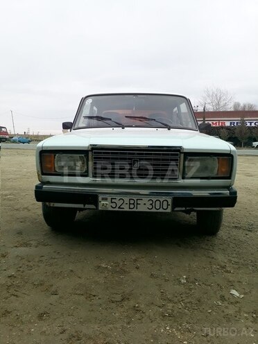 LADA (VAZ) 2107 2008, 200,000 km - 1.6 l - Salyan