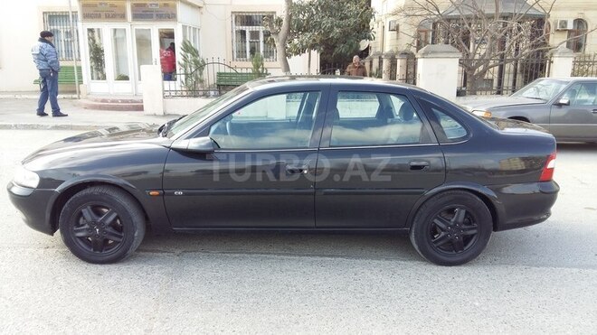 Opel Vectra 1998, 190,000 km - 2.0 л - Bakı