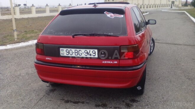 Opel Astra 1997, 312,043 km - 1.6 l - Füzuli
