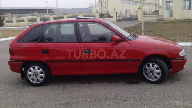 Opel Astra 1997, 312,043 km - 1.6 l - Füzuli