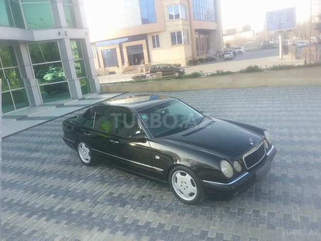 Mercedes E 280 1996, 310,000 km - 2.8 l - Bakı