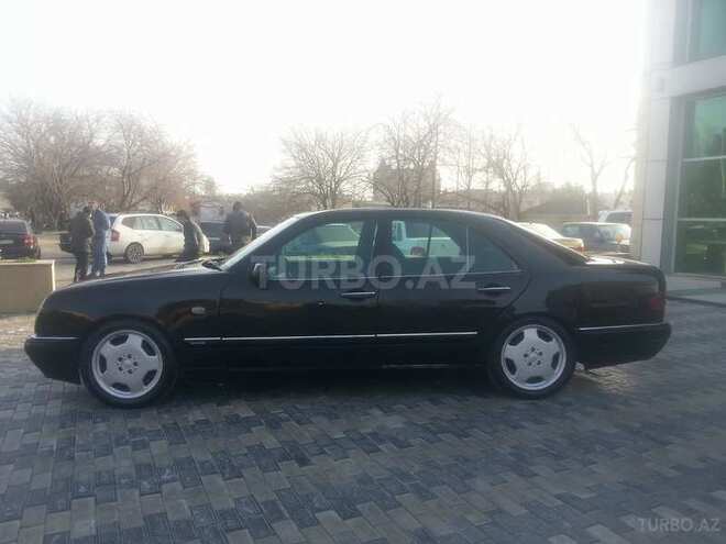 Mercedes E 280 1996, 310,000 km - 2.8 l - Bakı