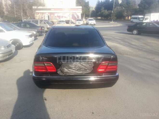 Mercedes E 280 1996, 310,000 km - 2.8 l - Bakı