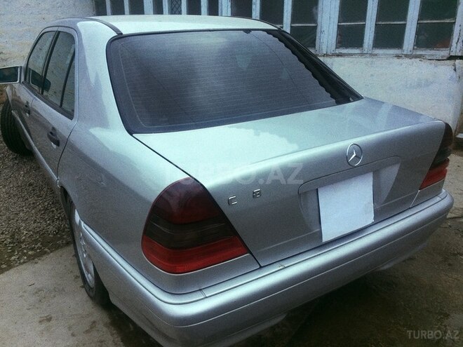Mercedes C 280 1999, 172,864 km - 2.8 l - Xaçmaz