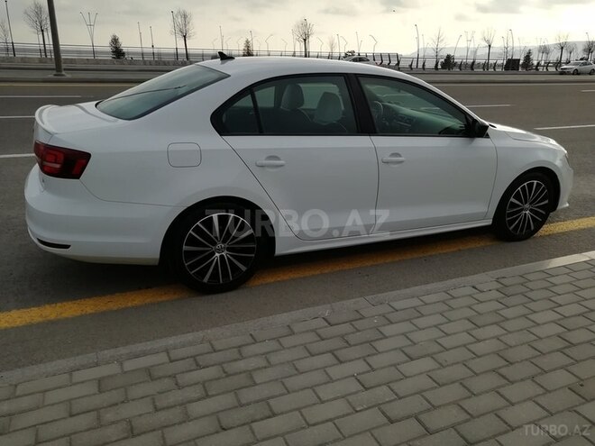 Volkswagen Jetta 2015, 33,874 km - 1.8 l - Bakı