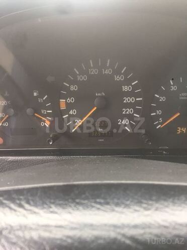 Mercedes C 180 1994, 325,000 km - 1.8 l - Sumqayıt