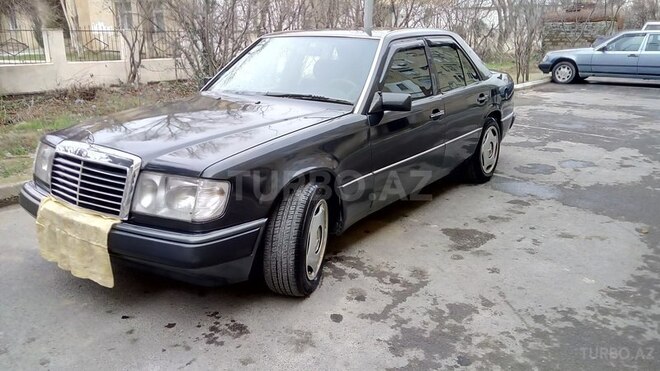 Mercedes E 230 1991, 375,000 km - 0.2 l - Bakı