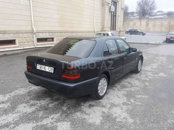 Mercedes C 220 1999, 725,000 km - 2.2 l - Şamaxı