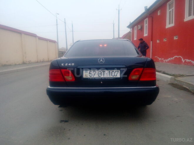 Mercedes E 240 1997, 265,800 km - 2.4 l - Şəmkir